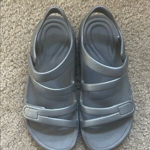 Aetrex Metallic Gray Sandals